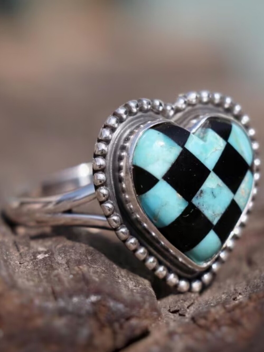 Hot Topic Turquoise and Black Checkerboard Heart Ring